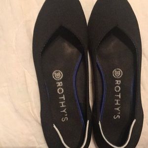 Rothys Flats